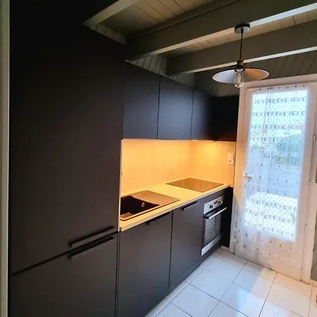 Maison Dans Quartier Calme Proche De La Aux Sables D'olonne *
